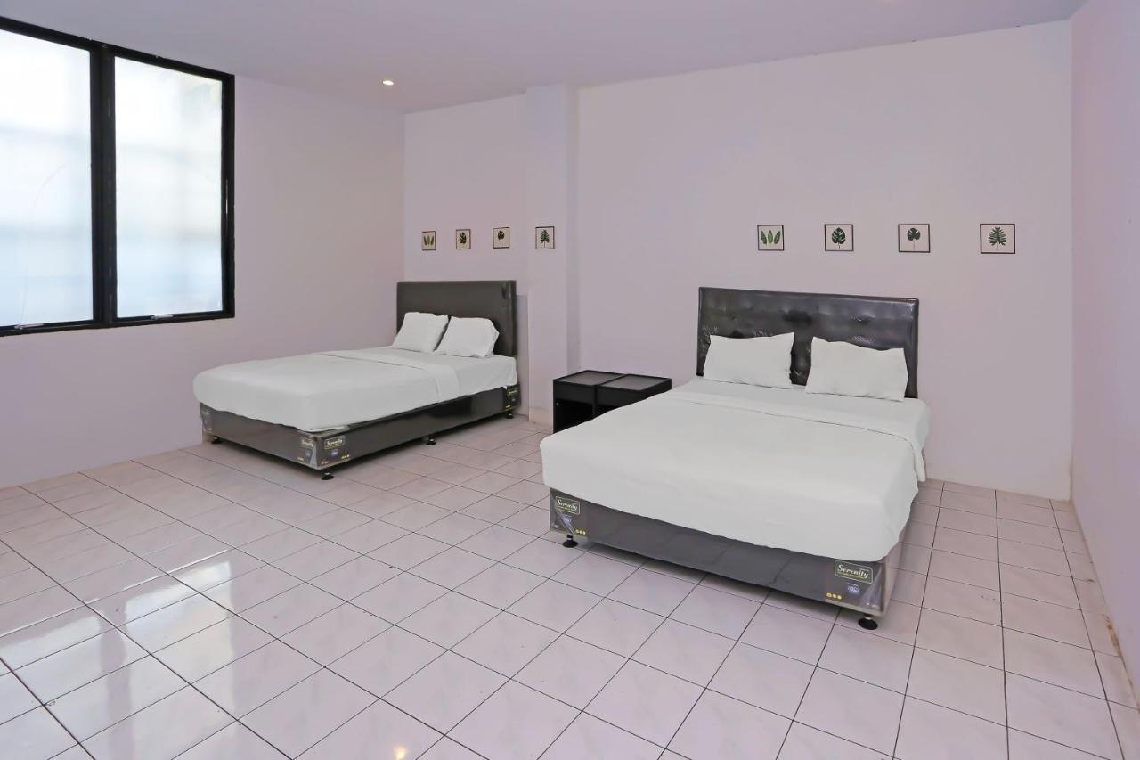 Collection O 92739 Hotel Pintu Besar จาการ์ตา ภายนอก รูปภาพ